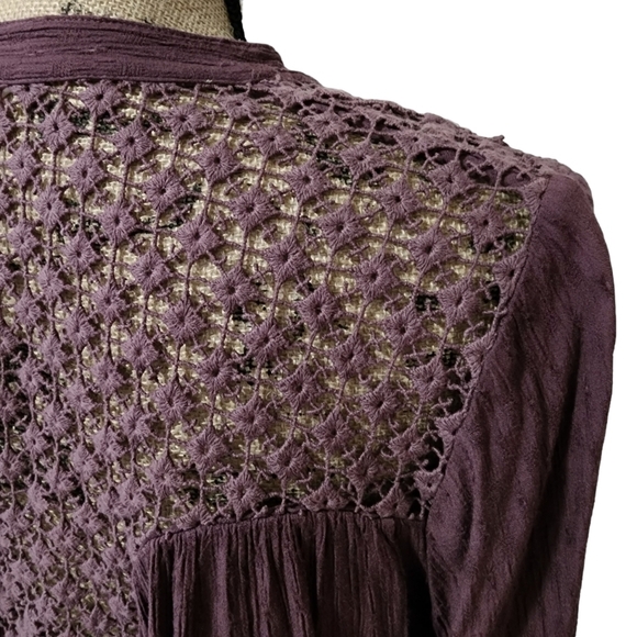 Free People Rockaway Oversized Crinkle Lace Back Long Sleeve Purple Blouse - XS - Picture 4 of 7